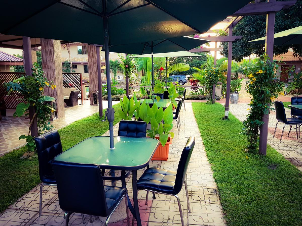 Sweet Garden Hotel Kumasi Kültér fotó